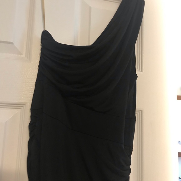 Beautiful Black Dress - Picture 4 of 5